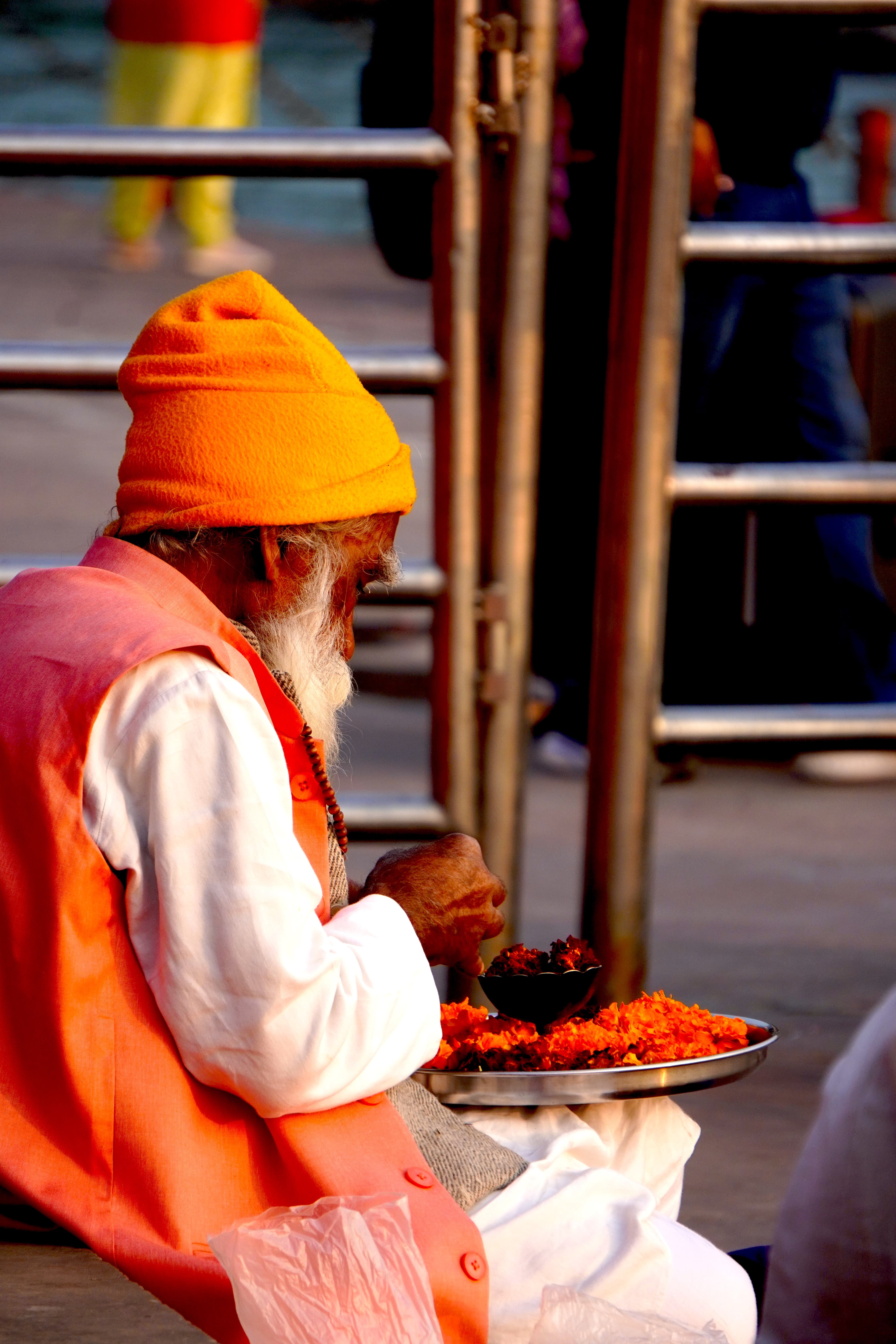 Hindu Puja At Ganga Ghat, Rishikesh, India